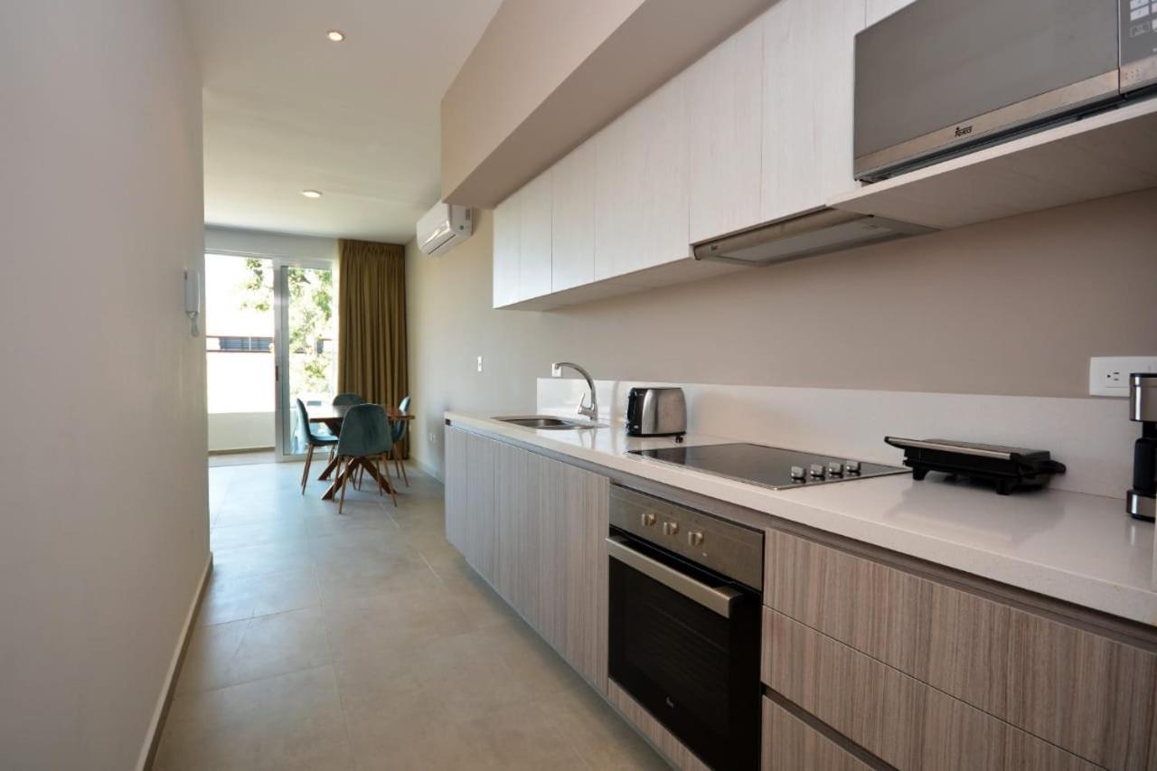 Luxury Steps From 5th Av Rooftop Pool By Yeah Apartamento Playa del Carmen